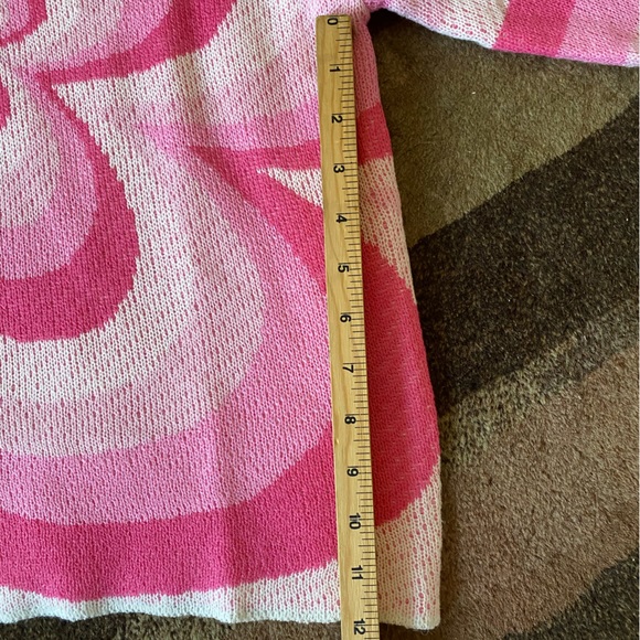 Flower Power Cropped Sweater - Picture 7 of 7